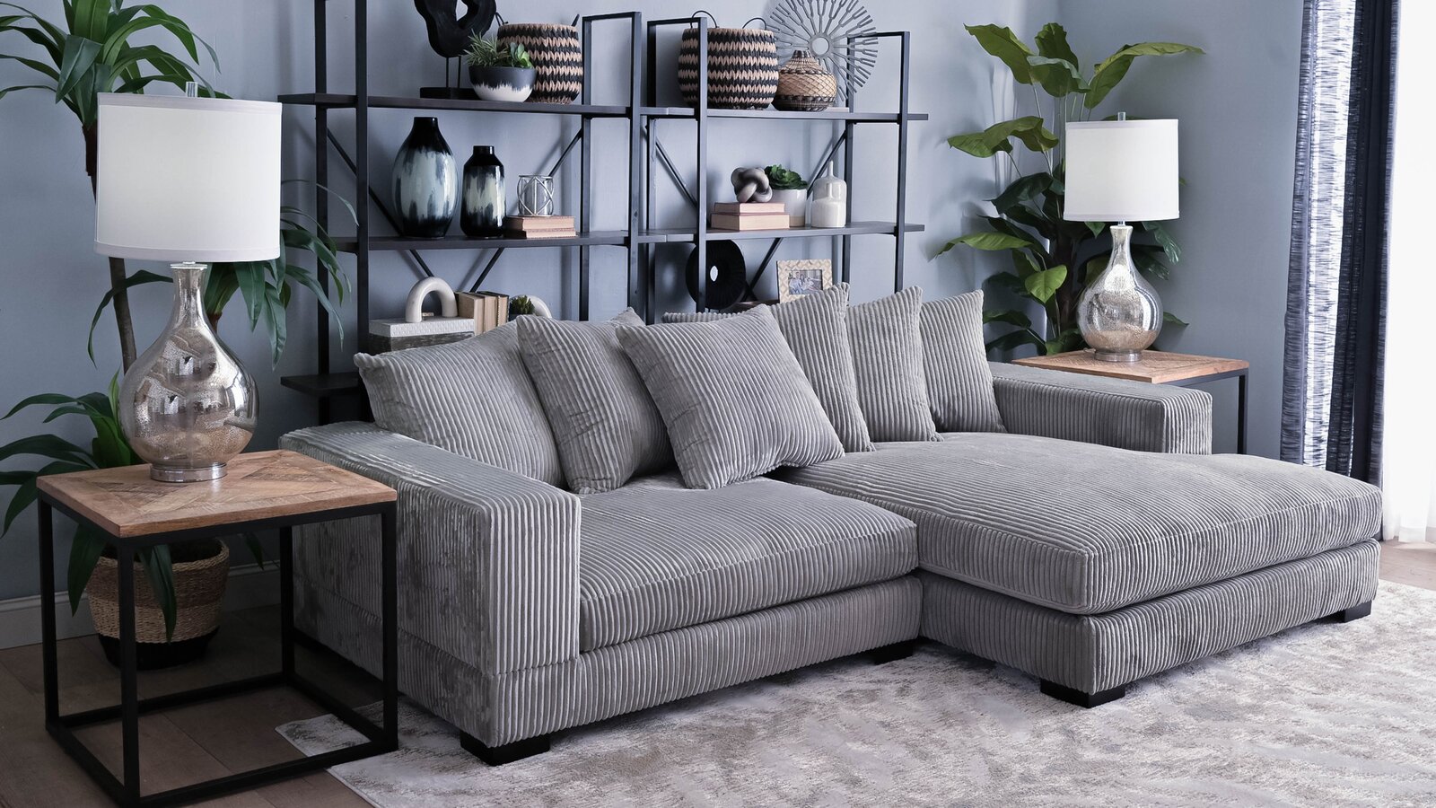 【Furniture】Luxe 2 - Piece Upholstered Chaise Sectional