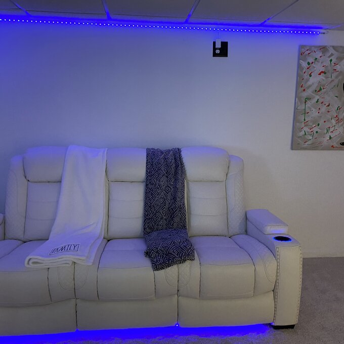 【Furniture】85.25'' Wide Home Theater Sofa with Cup Holder