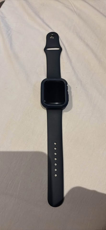 Apple Watch Series 9 [GPS 41mm] Smartwatch with Midnight Aluminum Case with Midnight Sport Band