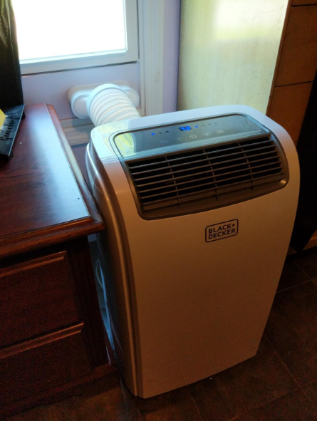 14000 BTU remote control portable air conditioning, white