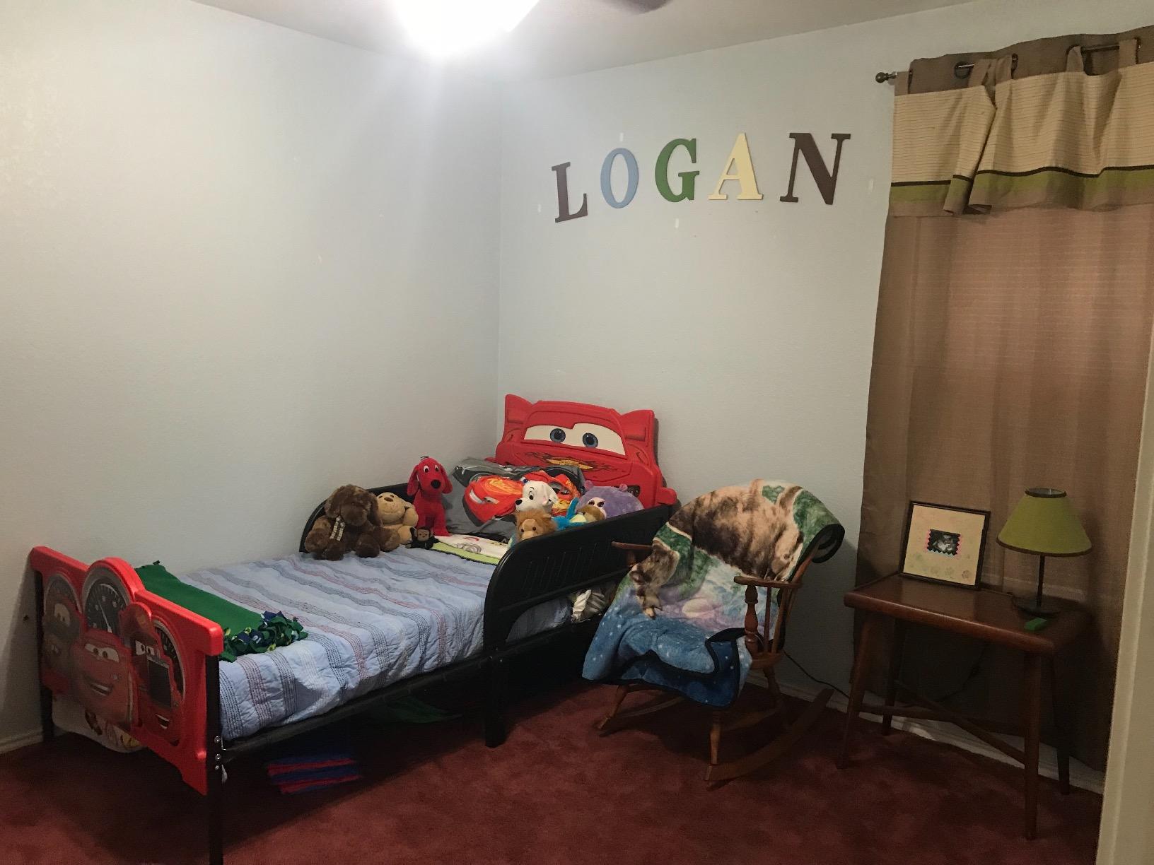 【Furniture】Marvel Spider-Man Plastic 3D-Footboard Twin Bed by Delta Children